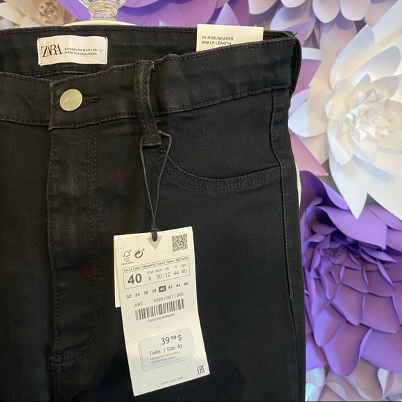 Black Super Elastic Jeggings - Picture 5 of 5